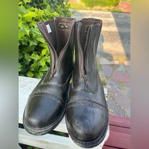 Tuffrider paddock books size 10.5